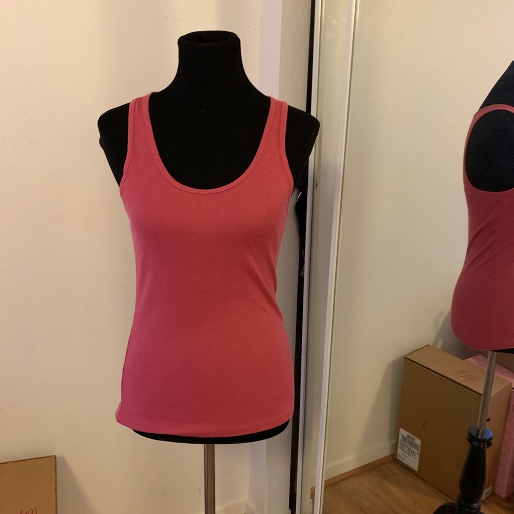 Ribbed tank top size L bundle of 4 - Picture 2 of 8